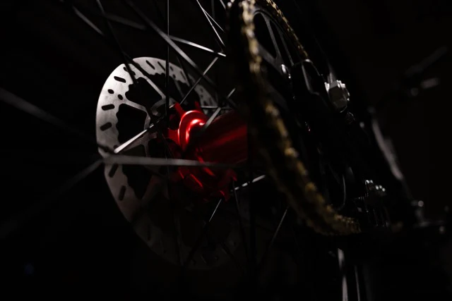 Vetra Blazer Electric Dirt Bike | 72V 55AH 20KW | NEW RELEASE - Image 3